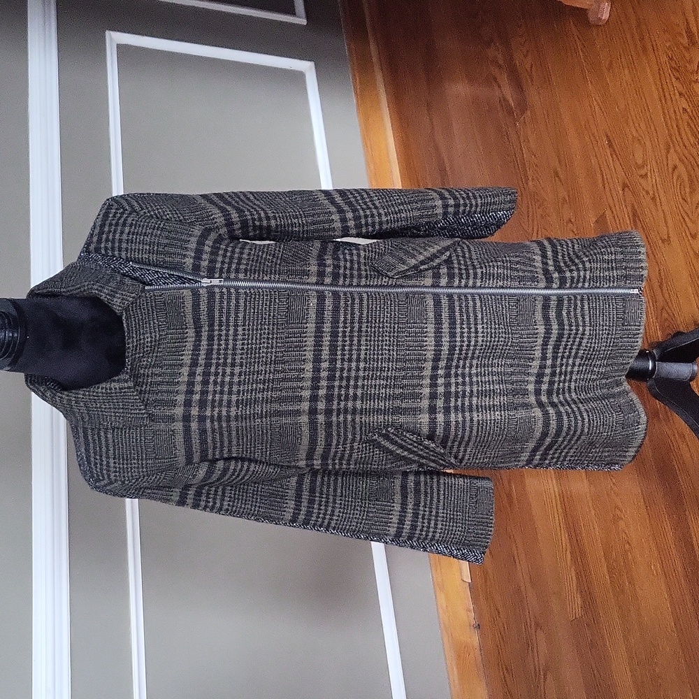 Mystree Women's Asymmetrical Coat Size Small Green Gray